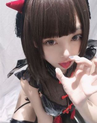 亚洲禁18久人片